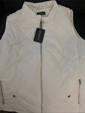 Eunloth Quilted White Sleeveless Vest with Zip